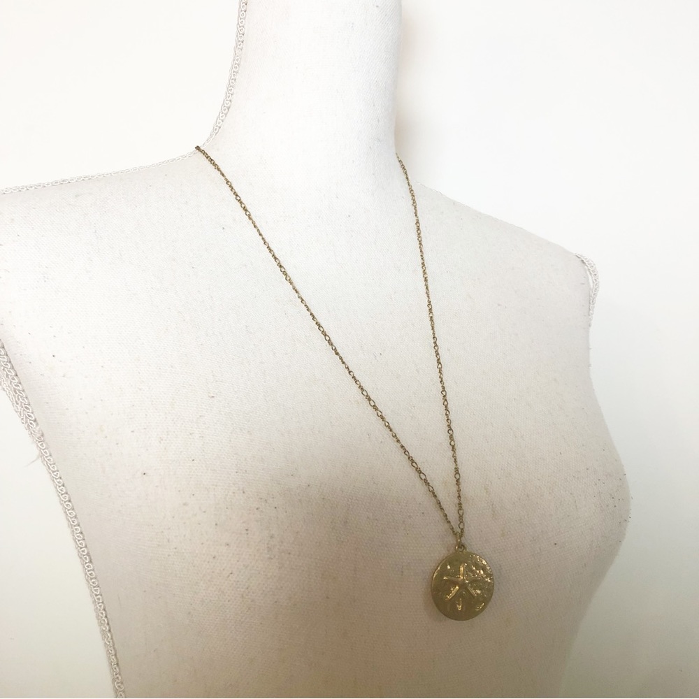 J.CREW Gold Tone Star Fish Sand Dollar Pendant Long Necklace - Picture 4 of 12